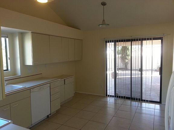 4th image of 10511 N Fairway Vista Ln