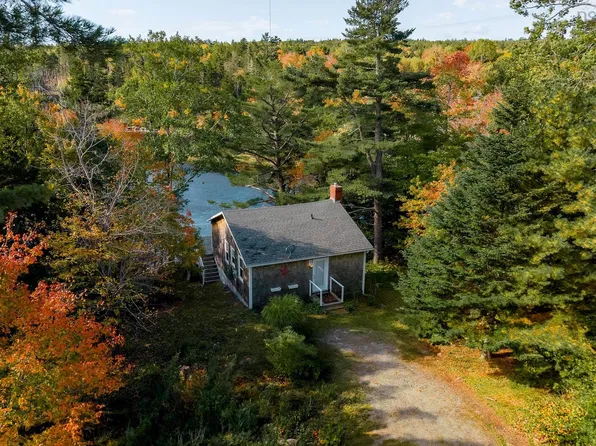 113 Broad River Rd, Summerville Centre, NS B0T 1T0