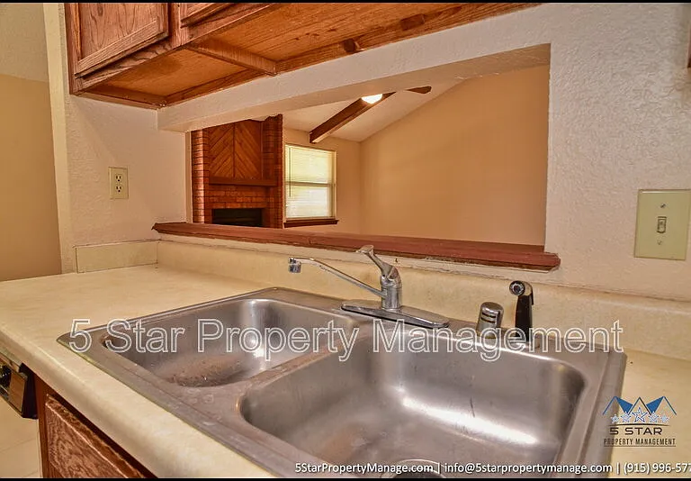 11645 Gordon Cooper Ln — Photo 21