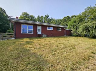 16591 Heuston Rd, Galesville, WI 54630