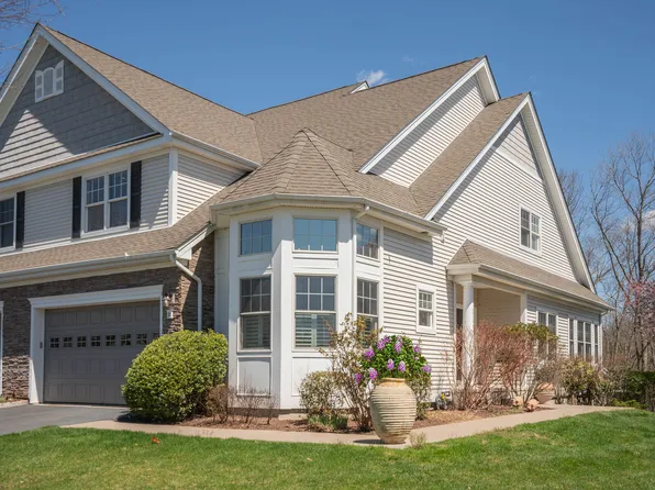 37 Carnoustie Circle #37, Bloomfield, CT 06002