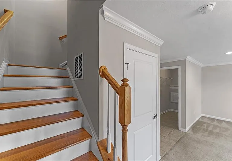 410A Fairmont Dr — Photo 31