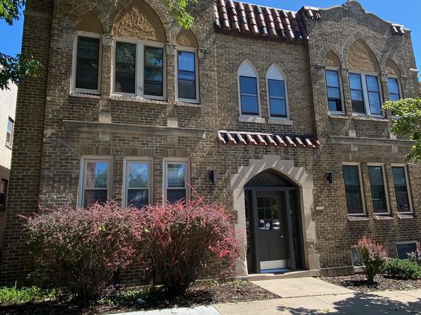 3532 N Oakland Ave #3