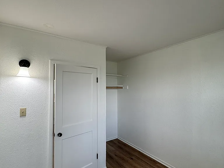 bedroom #1
