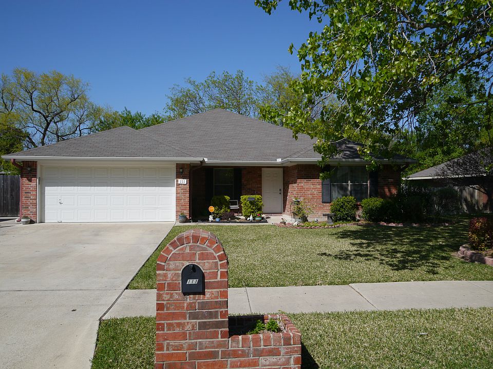 1st image of 111 Turtle Creek Dr