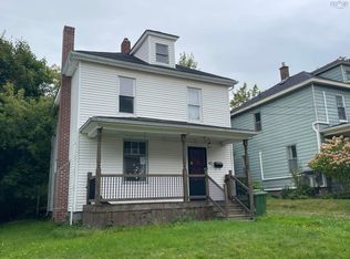 42 Bell St, New Glasgow, NS B2H 2A9