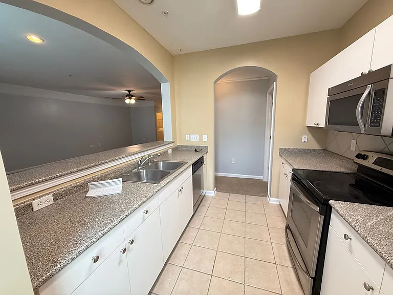 2521 Egret Crest Ln — Photo 9