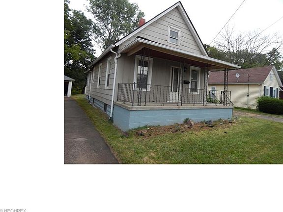 3rd image of 1220 W 22nd St