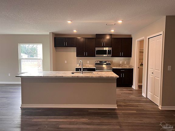 2nd image of 2763 Savannah Michelle Ln