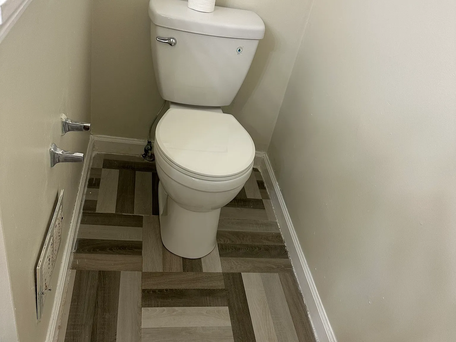 3 bed, 2.0 bath, 1315 sqft, $1,500 — Photo 2