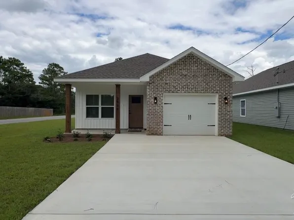 2944 N 17th Ave, Milton, FL 32583