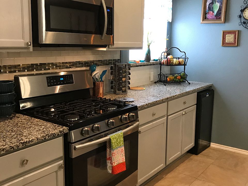 New gas range