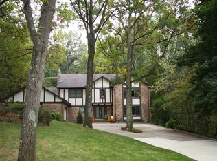 671 Birch Tree Ct, Rochester Hills, MI 48306