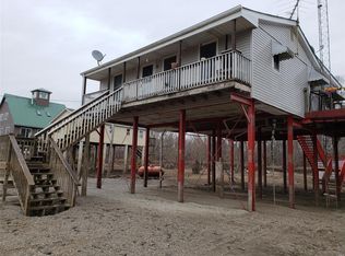 44 S River Rd, Elsberry, MO 63343