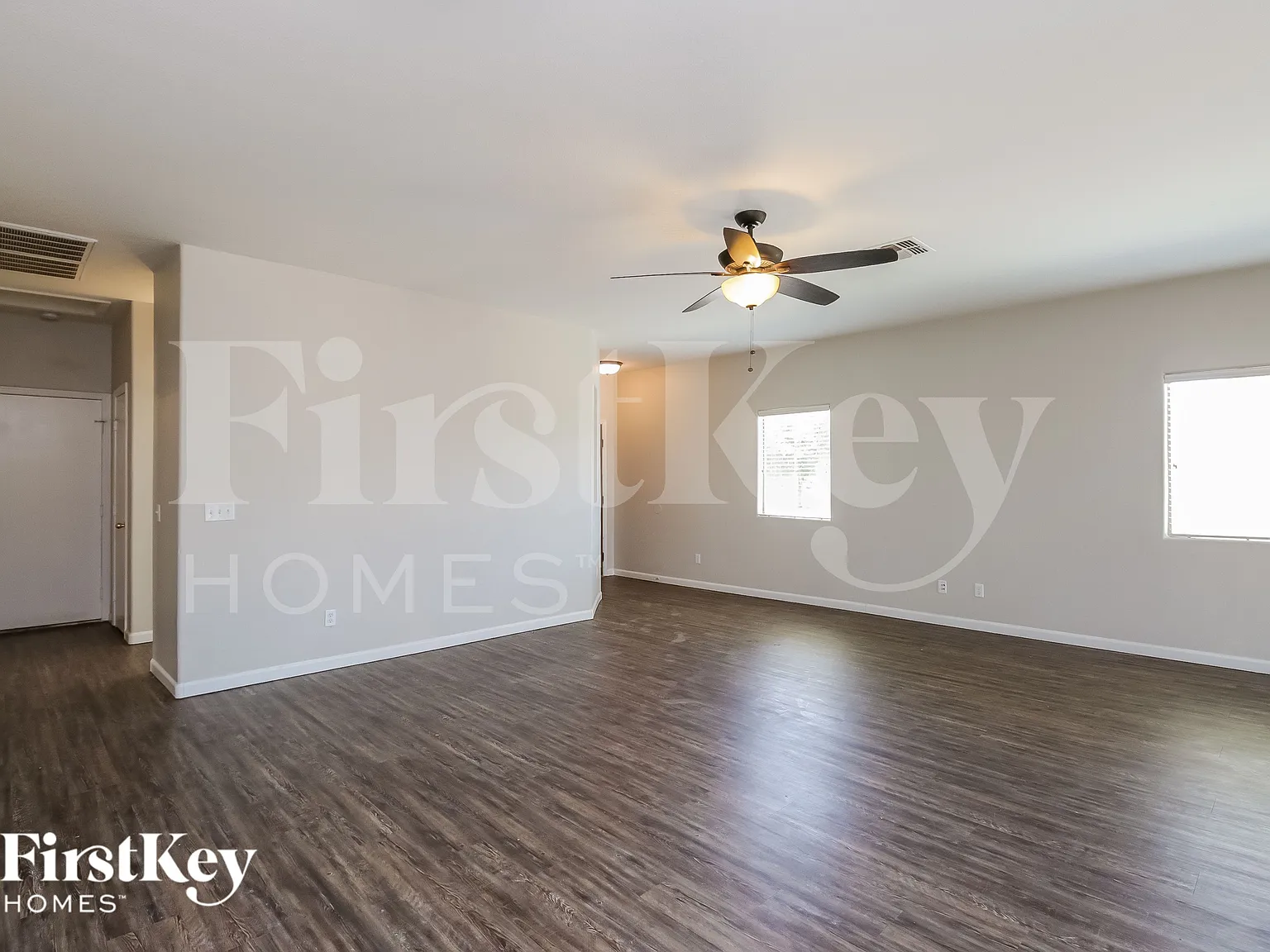 3 bed, 2.0 bath, 1631 sqft, $1,620 — Photo 3