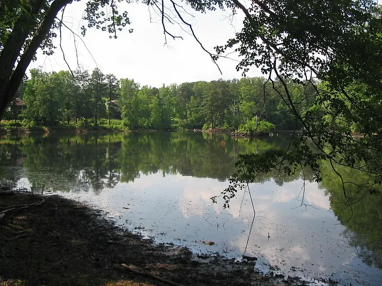 Emerald park right around corner - walking distance.