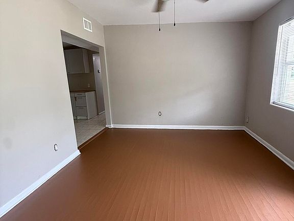 4th image of 4207 Homer Rd N