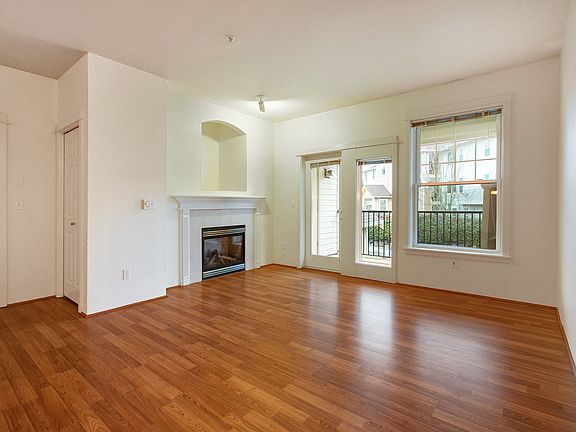 Lives more like a house