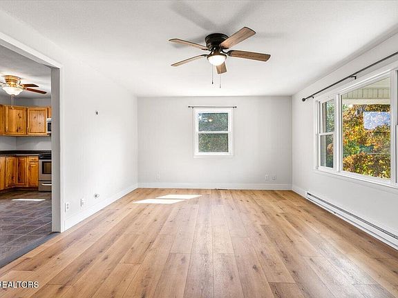 5th image of 234 College Park Rd