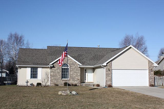 1st image of 3181 Hidden Valley Dr
