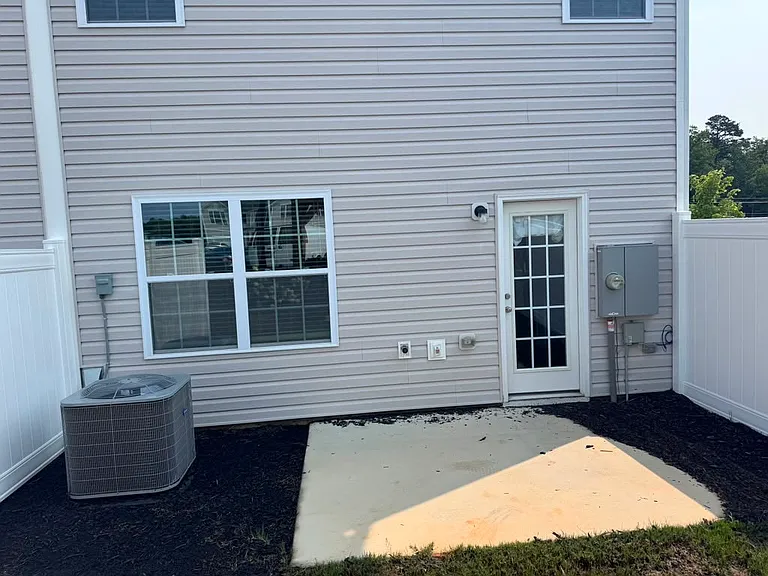 285 Moyer Dr — Photo 23
