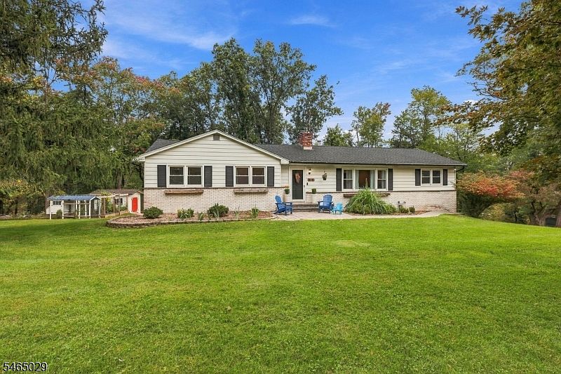 1st image of 230 River Rd