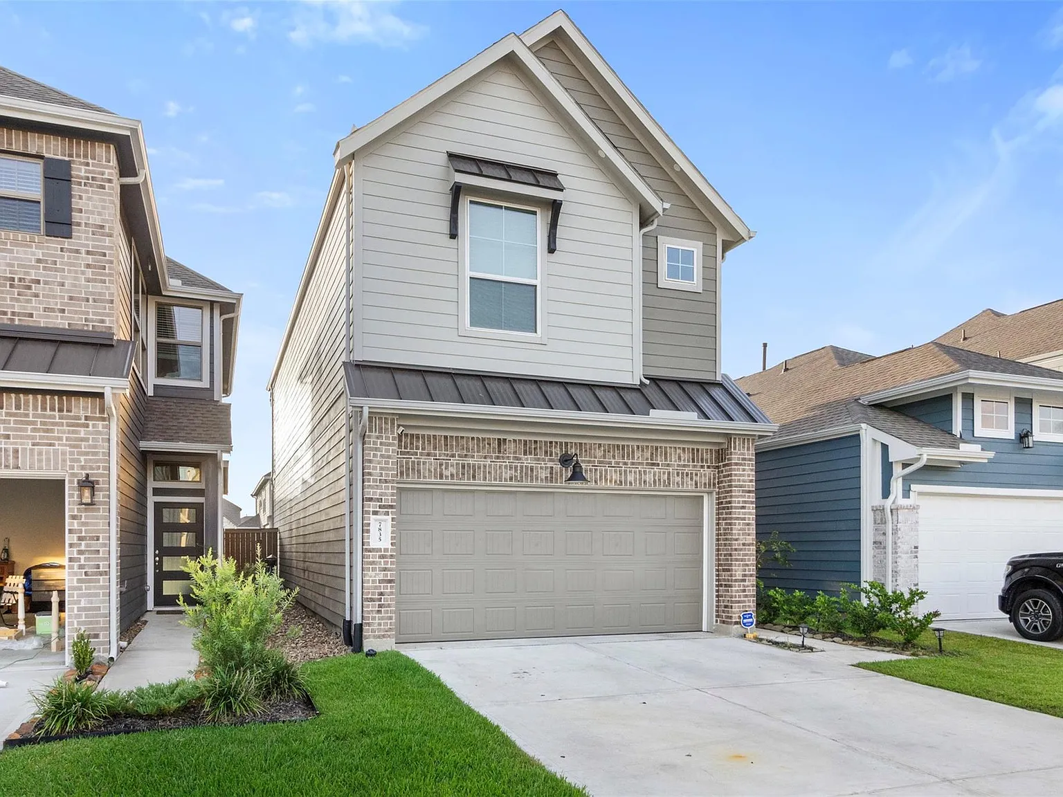 3 bed, 2.5 bath, 2019 sqft, $2,100 — Photo 3