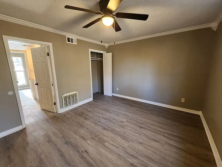 8206 Dogwood Trl — Photo 10
