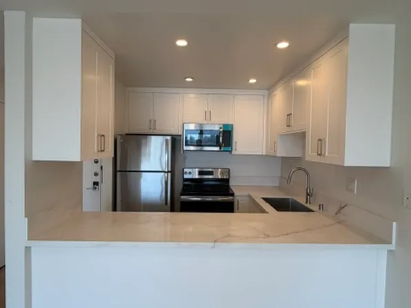 Bellagio Apartments, 11746 Bellagio Rd #2de24ce69, Los Angeles, CA 90049