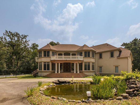 872 Rosedale Ter