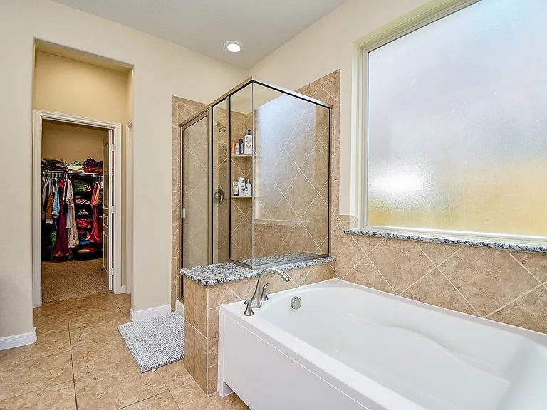 4302 Trinity Creek Ct — Photo 19