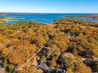 64 Maple Ave, Flanders, NY 11901