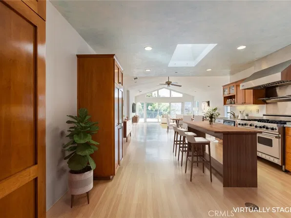 1050 Avenue D, Redondo Beach, CA 90277