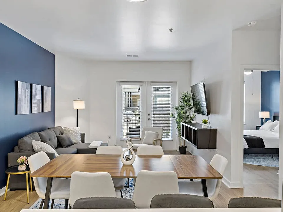 209 S Kings Dr #ID1263122P
