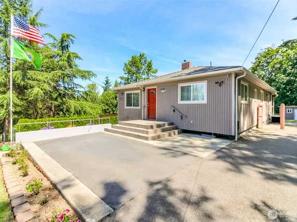 98 31st Avenue, Milton, WA 98354