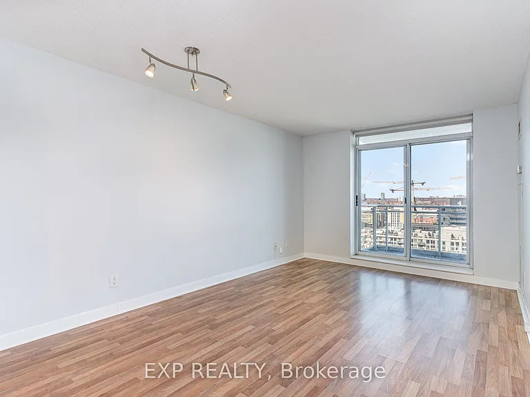 50 Lynn Williams St #1810 — Photo 8