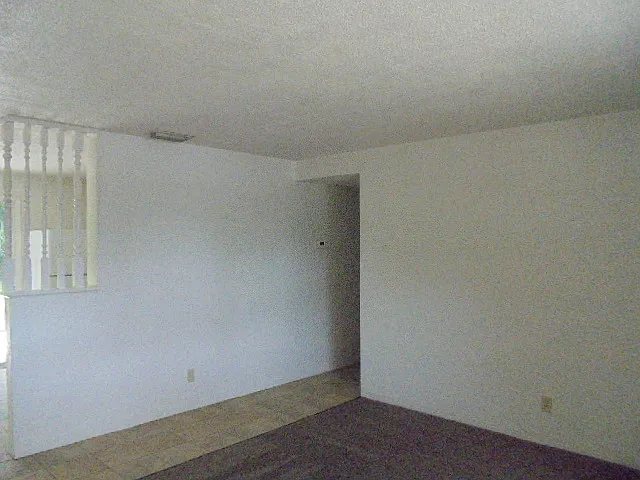 1435 Atlanta Dr — Photo 3