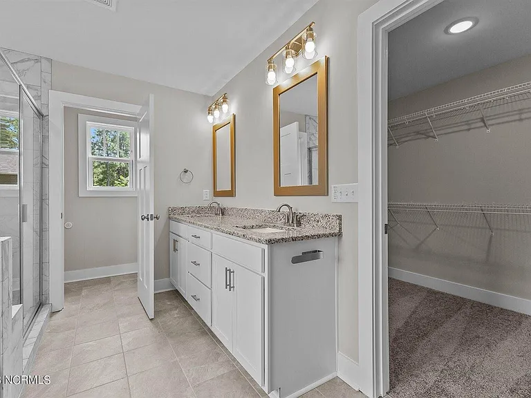 139 Crestview Rd — Photo 24