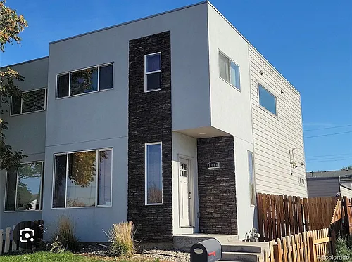 5484 Monaco St Photo 1