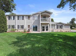 7130 Fieldview Dr, Racine, WI 53406