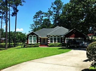 76 Willow Run, Defuniak Springs, FL 32435