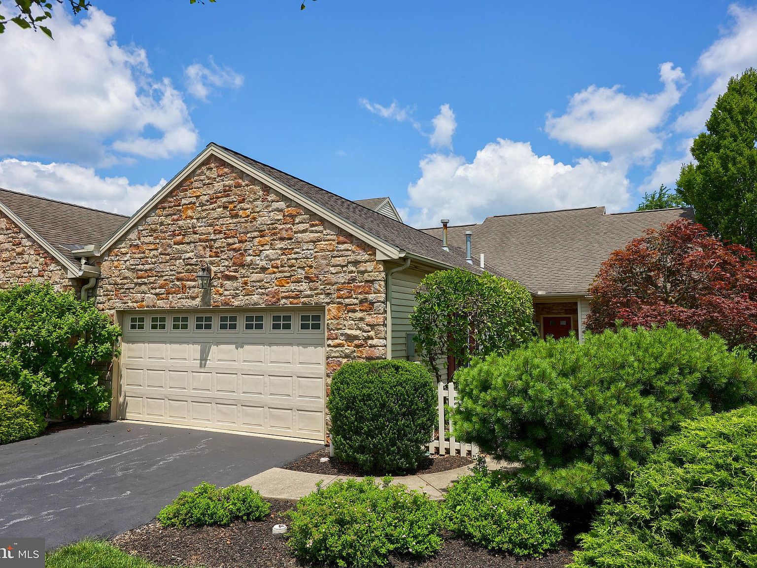 2179 Gelder Park Dr, Hummelstown, PA 17036 Zillow