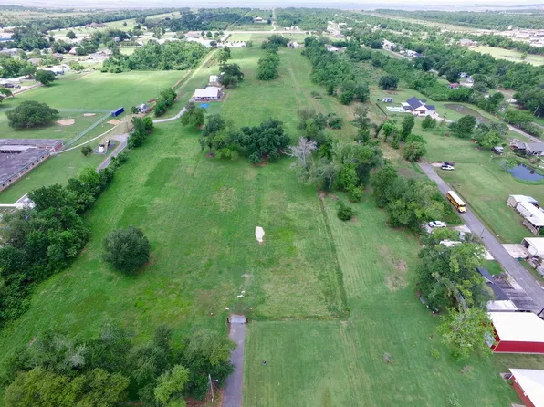 W 155th St, Galliano, LA 70354