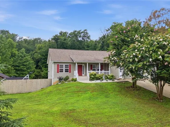 160 Starlyn Trce, Hiram, GA 30141