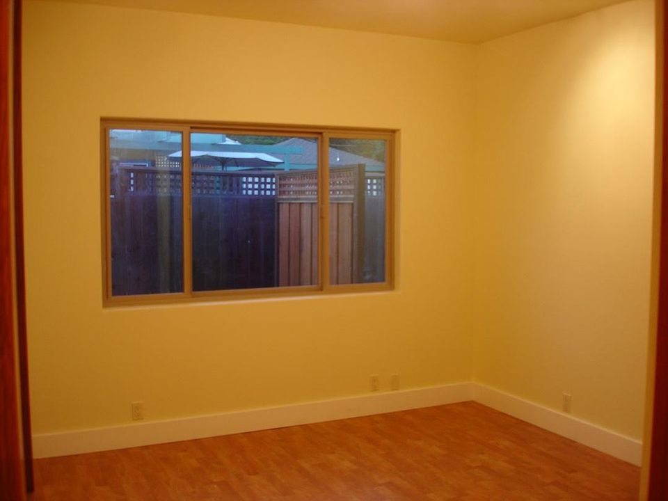 1st image of 250 Vermont Ave