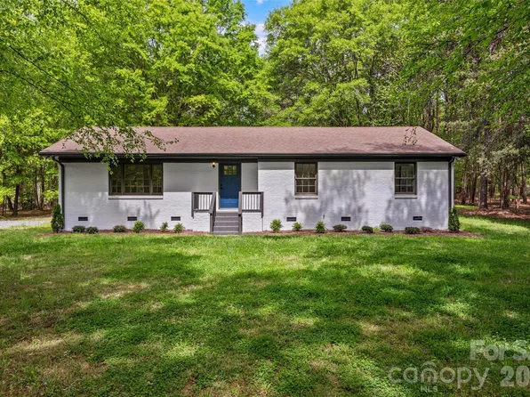 17700 McKee Rd, Charlotte, NC 28278