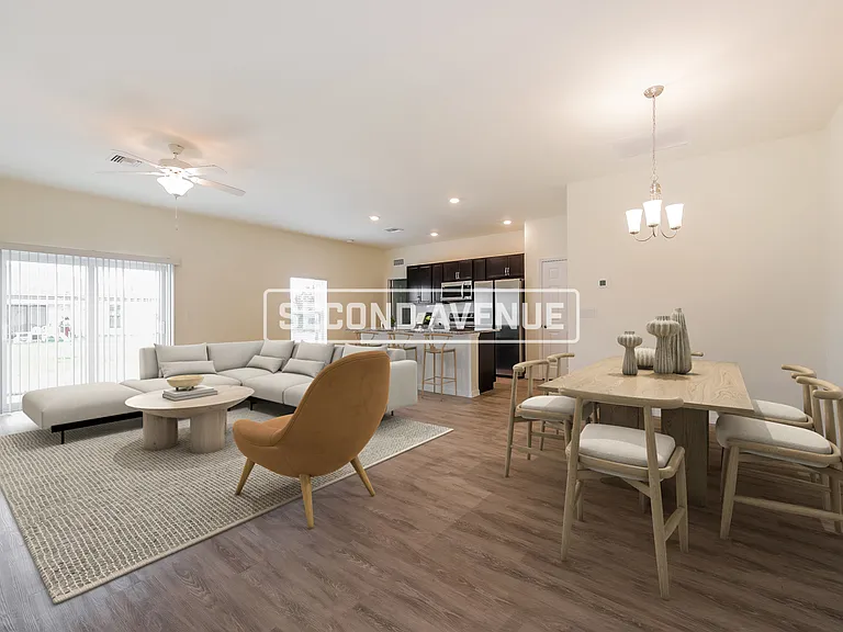 3202 NE 14th Pl — Photo 4