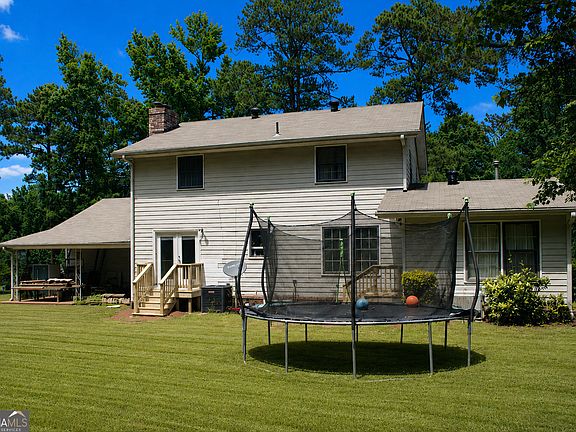 4th image of 5057 Kurt Ln SW