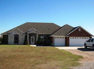 11910 NW McClung Rd, Lawton, OK 73507