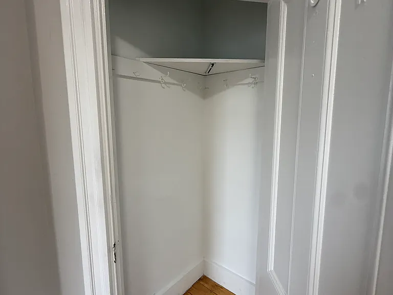 42 Walnut St #2 — Photo 14